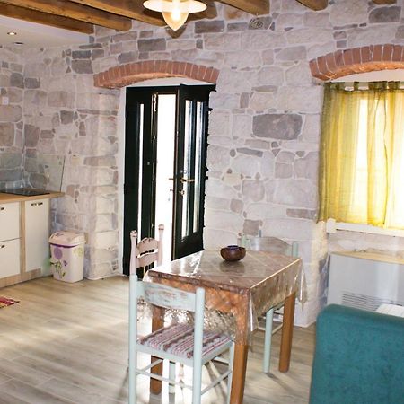 Apartamento House Kvin Baška Voda Exterior foto