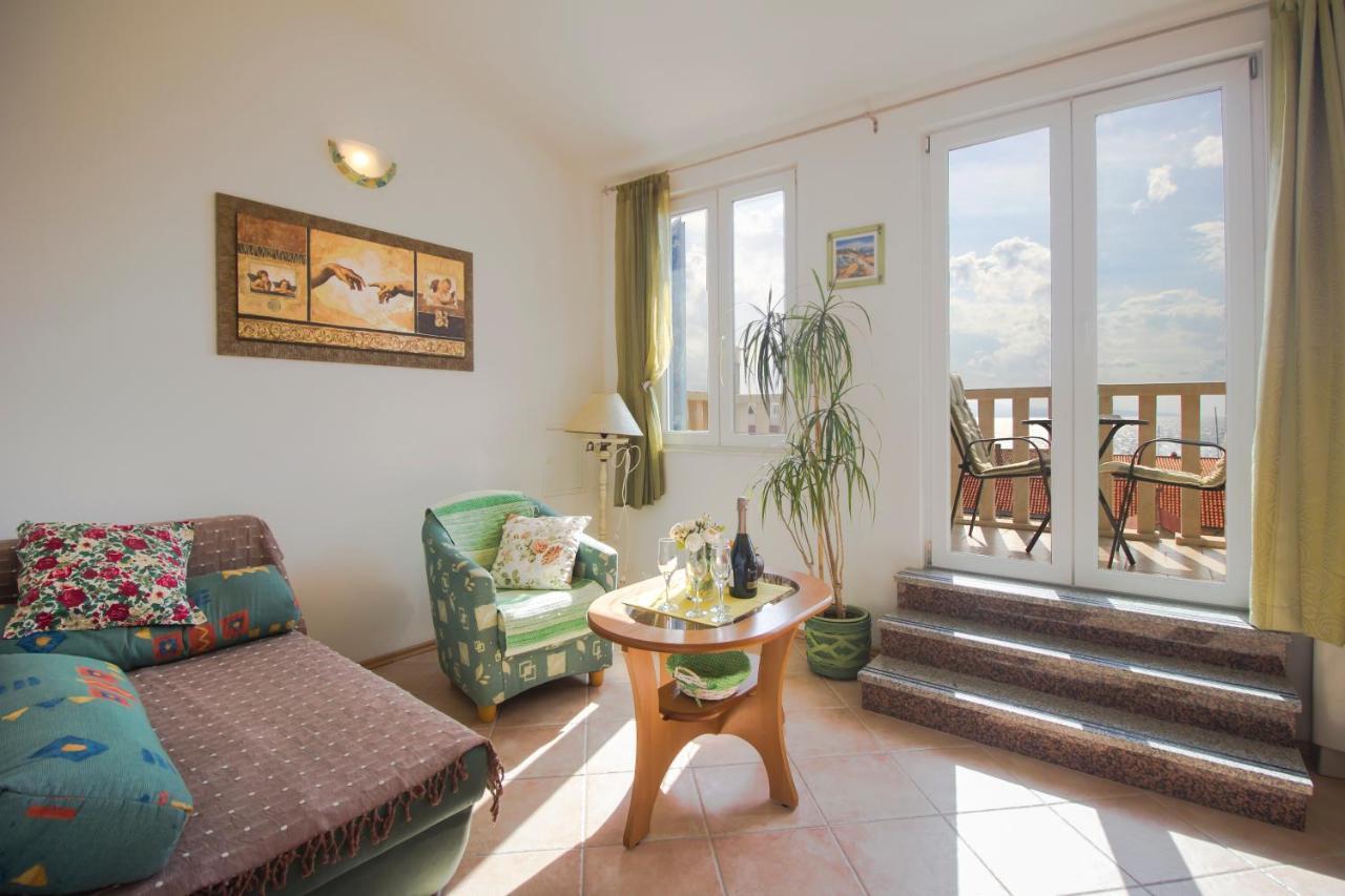 Apartamento House Kvin Baška Voda Exterior foto