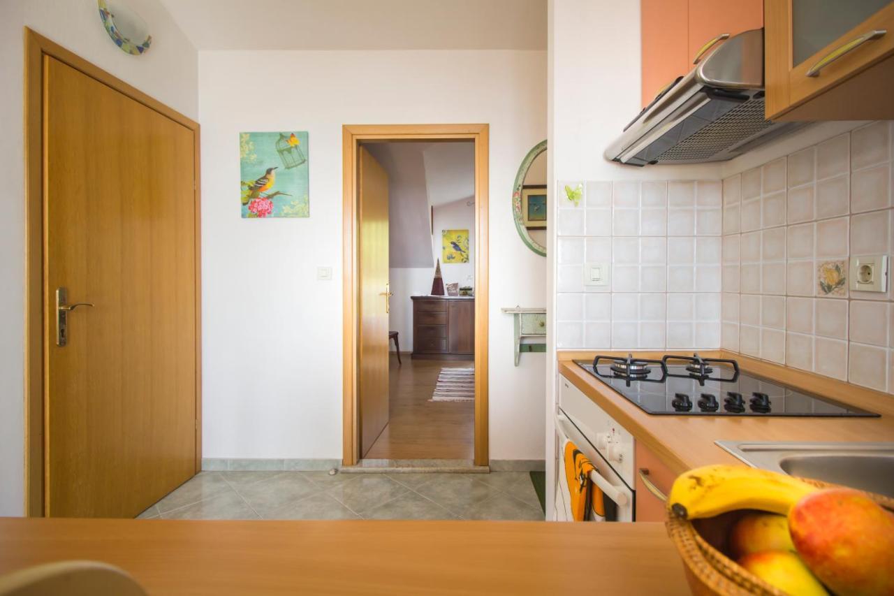 Apartamento House Kvin Baška Voda Exterior foto