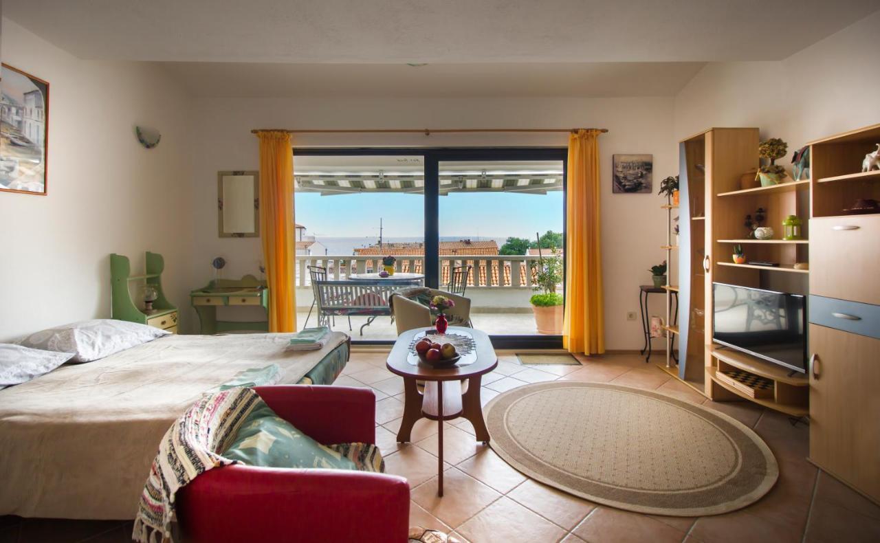 Apartamento House Kvin Baška Voda Exterior foto